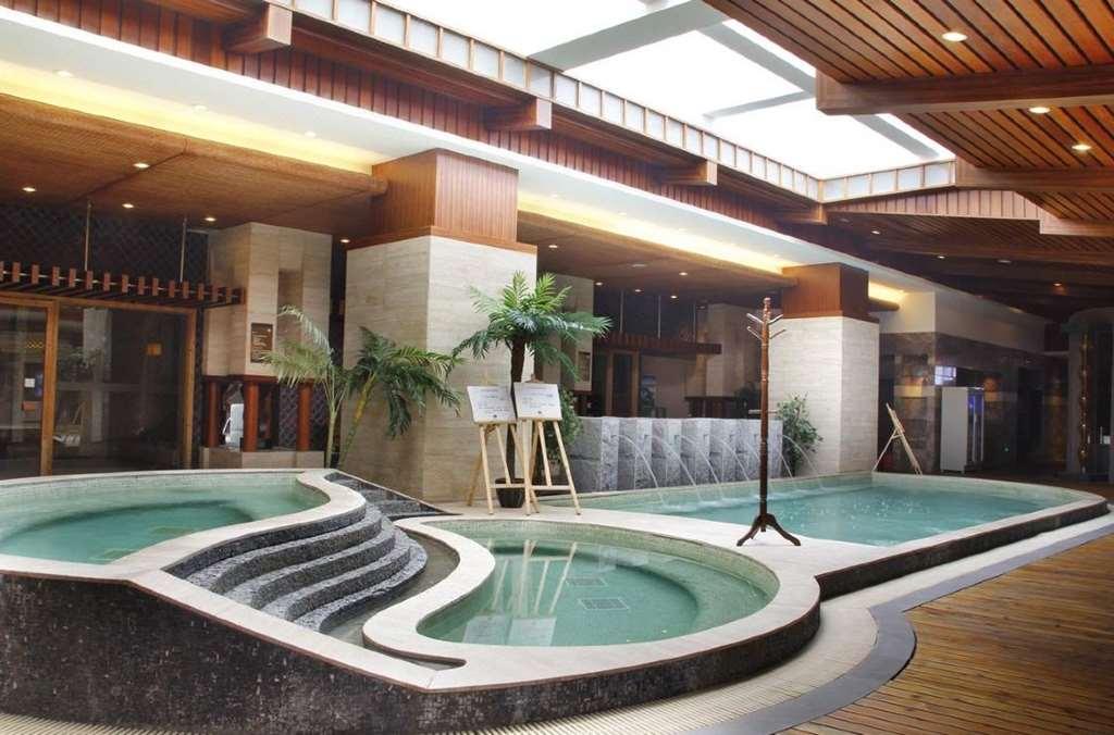 Grand Oriental Hotel Дунгуань Удобства фото