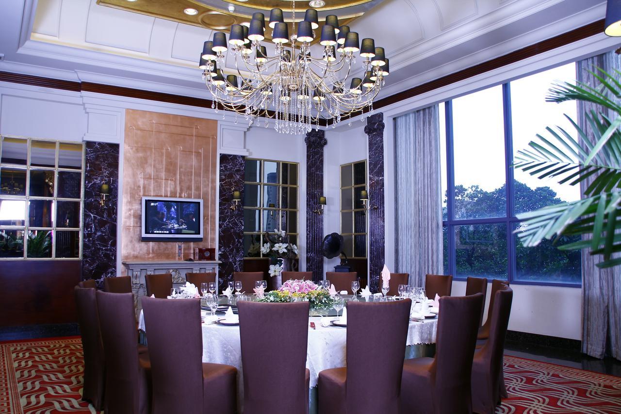 Grand Oriental Hotel Дунгуань Экстерьер фото