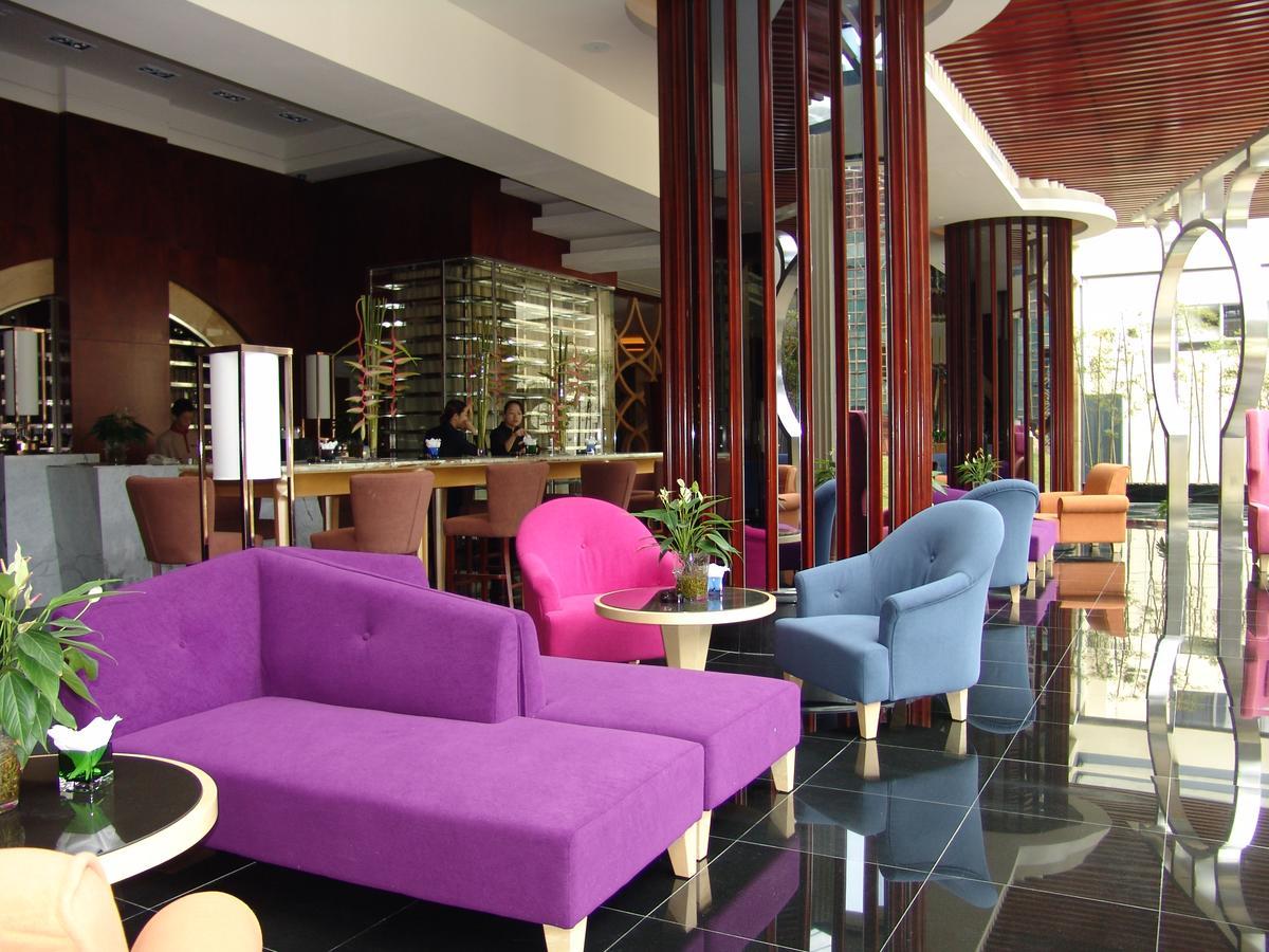 Grand Oriental Hotel Дунгуань Экстерьер фото